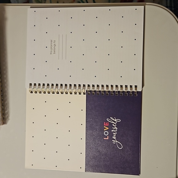 Undated planner - Picture 4 of 7